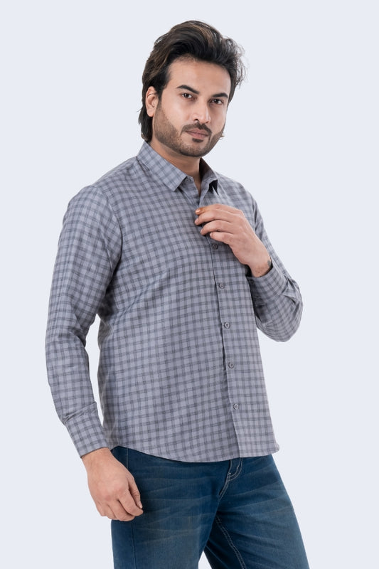 Men's Charcoal Checked Full Sleeve Casual Shirt | Regular Fit Cotton Blend | ZEVRARIQ