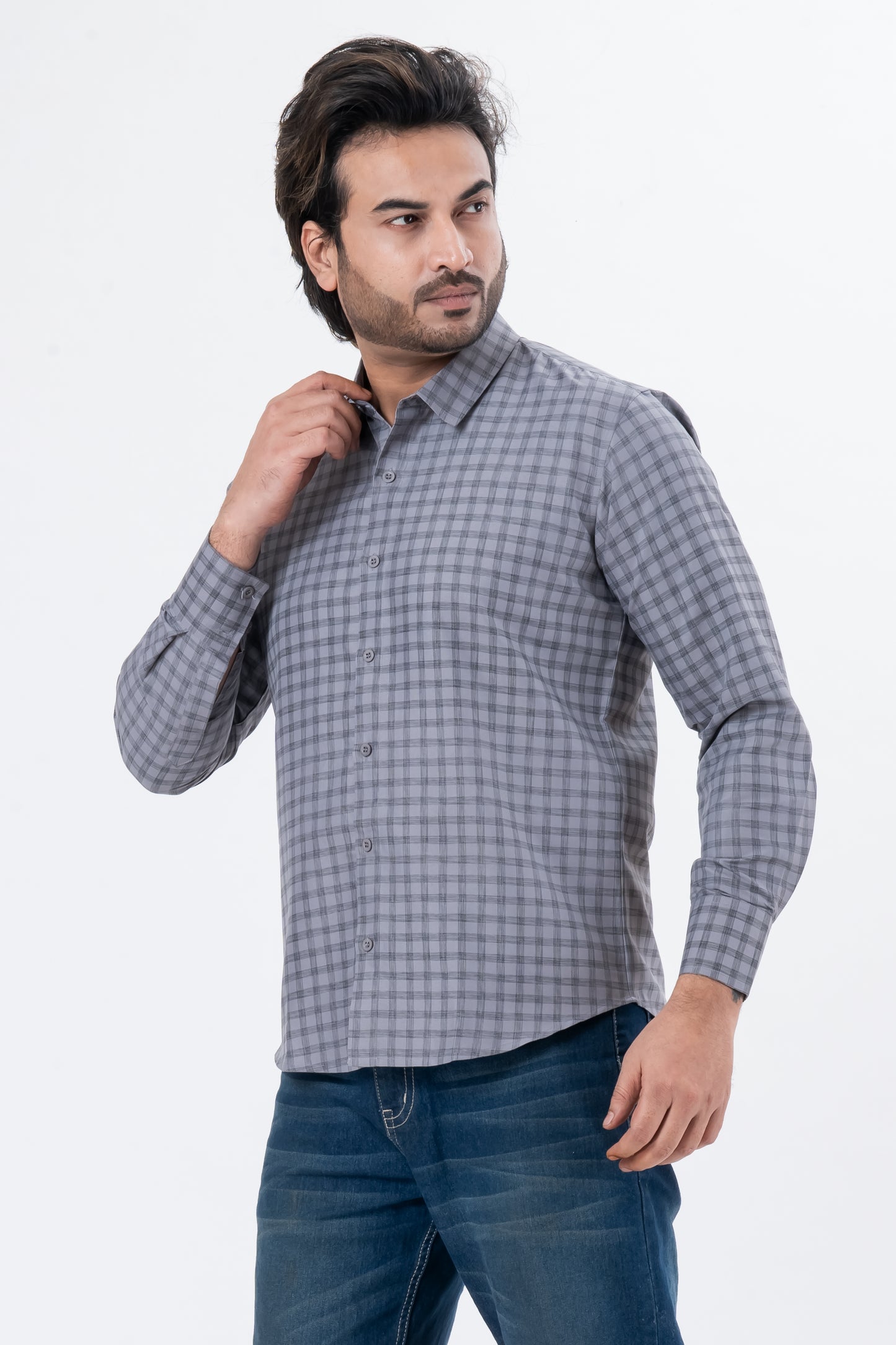 Men's Charcoal Checked Full Sleeve Casual Shirt | Regular Fit Cotton Blend | ZEVRARIQ