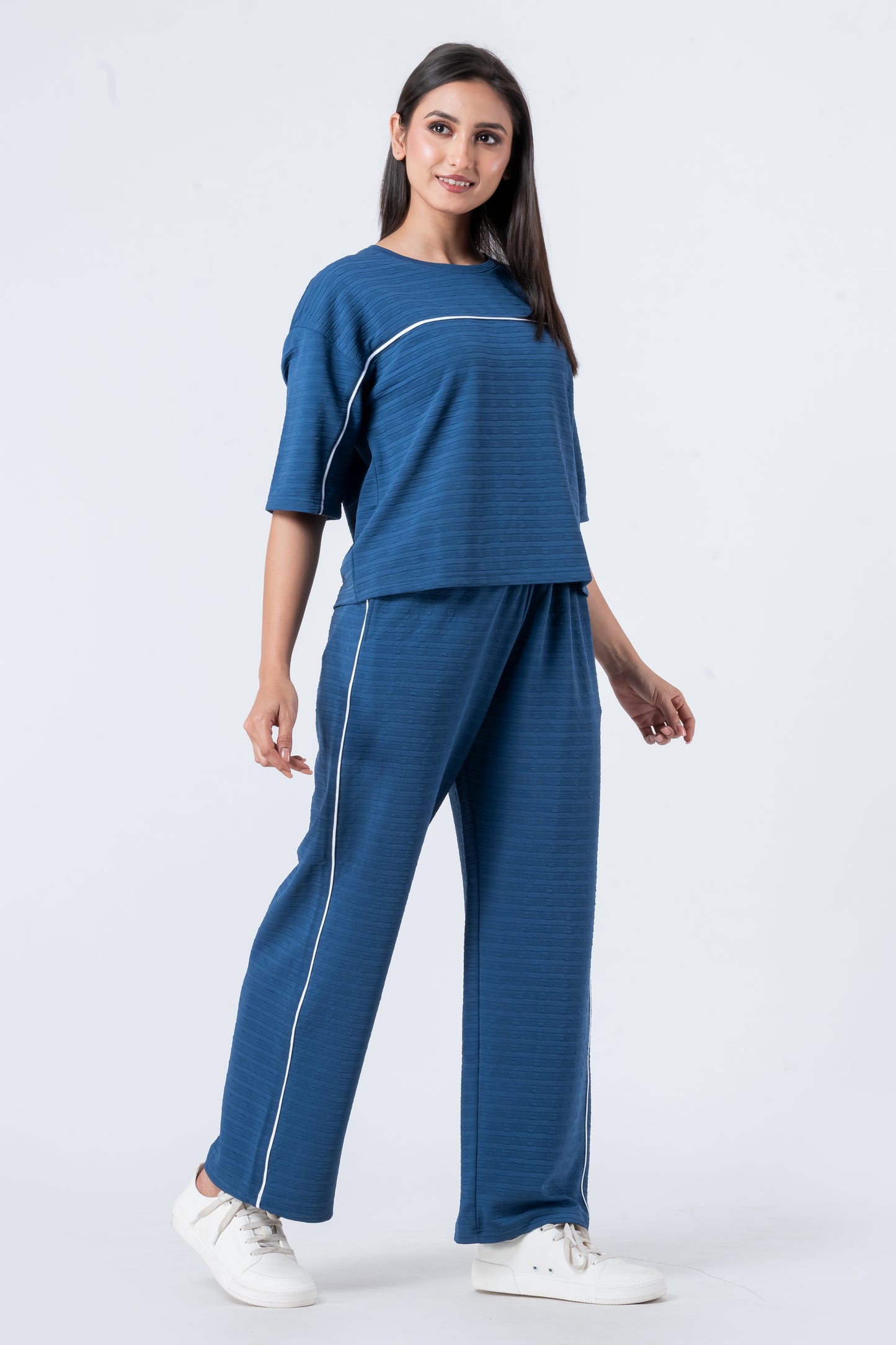 Zavrariq Women's Blue Round Neck Oversized Crop Top & Wide Leg Pants Co-ord Set