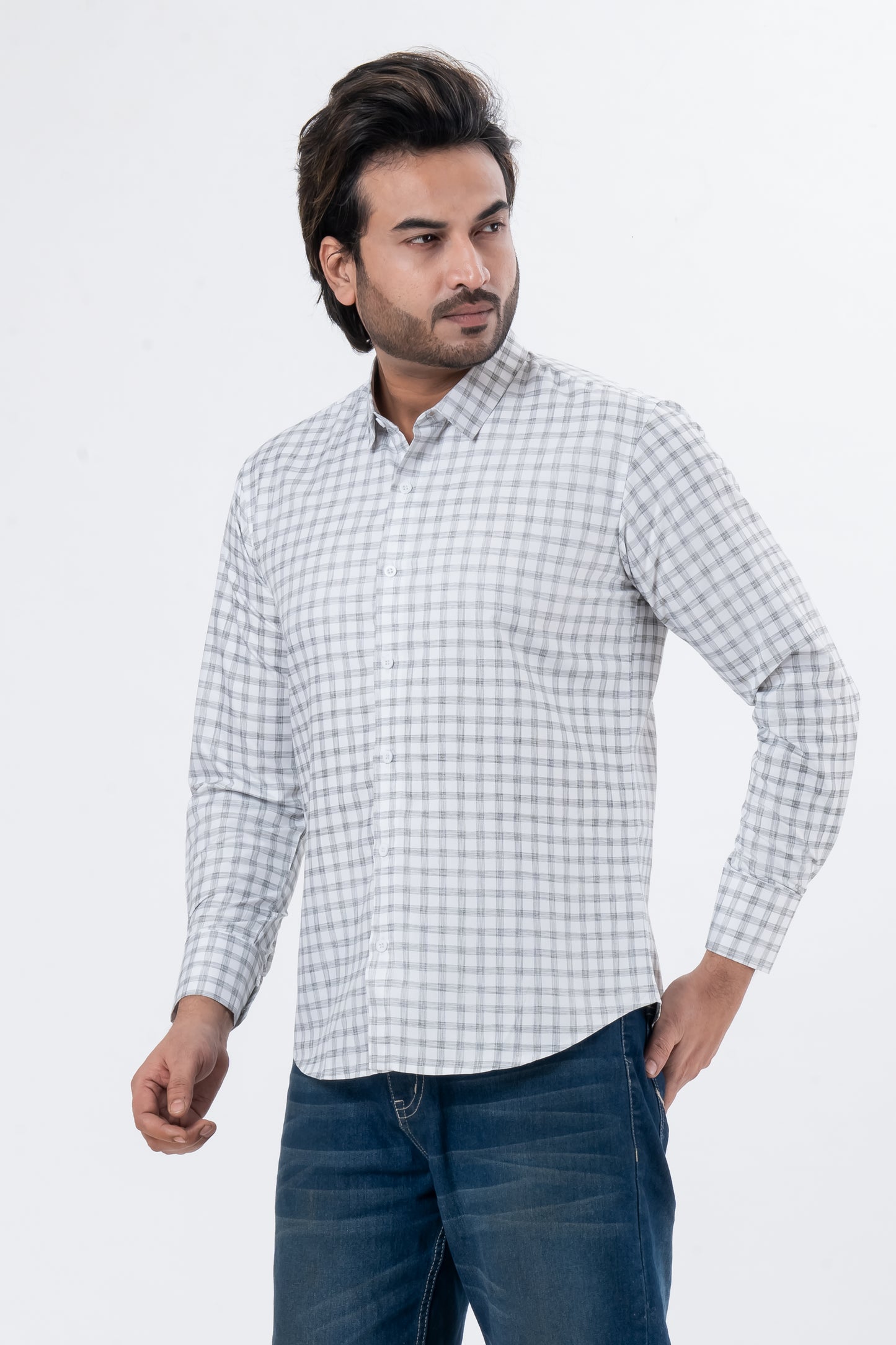 Men's White Checked Full Sleeve Casual Shirt | Regular Fit Cotton Blend | ZEVRARIQ