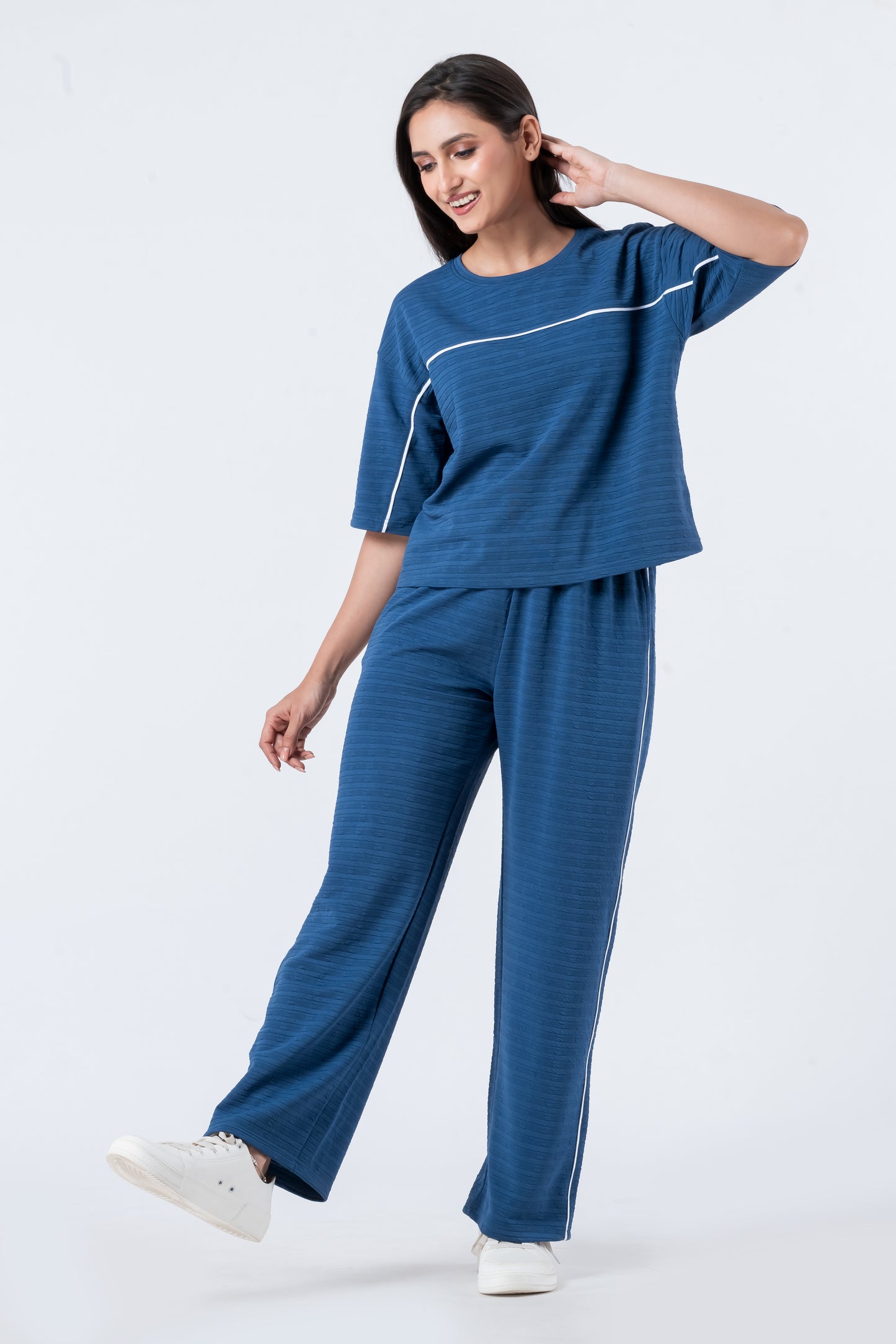 Zavrariq Women's Blue Round Neck Oversized Crop Top & Wide Leg Pants Co-ord Set