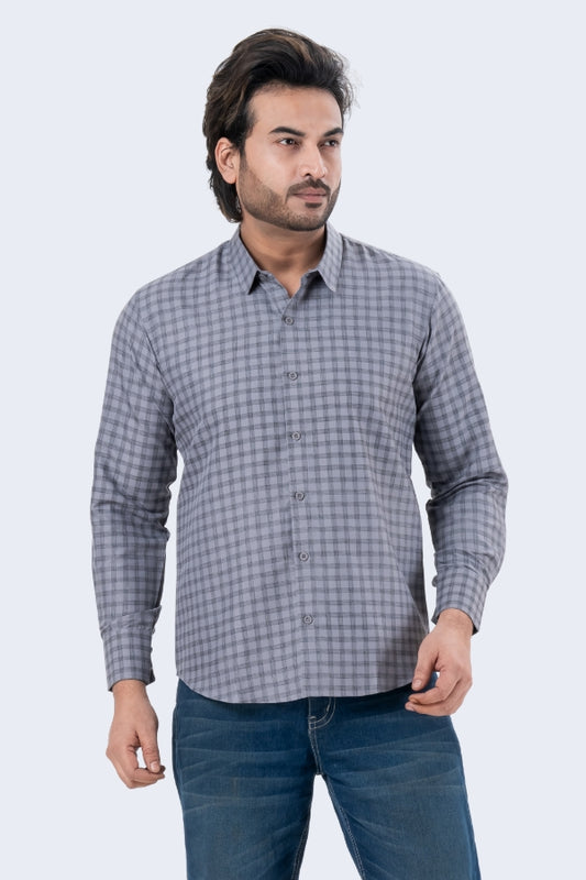 Men's Charcoal Checked Full Sleeve Casual Shirt | Regular Fit Cotton Blend | ZEVRARIQ
