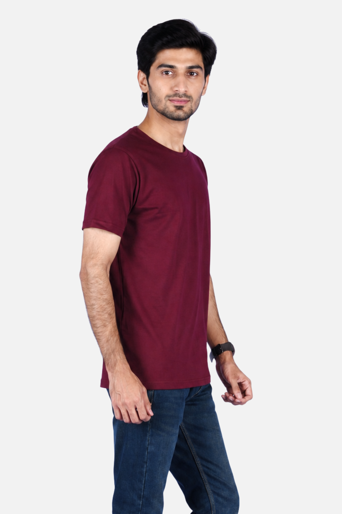 Zavrariq Men's Solid Cotton Round Neck Half Sleeve T-Shirt – Maroon