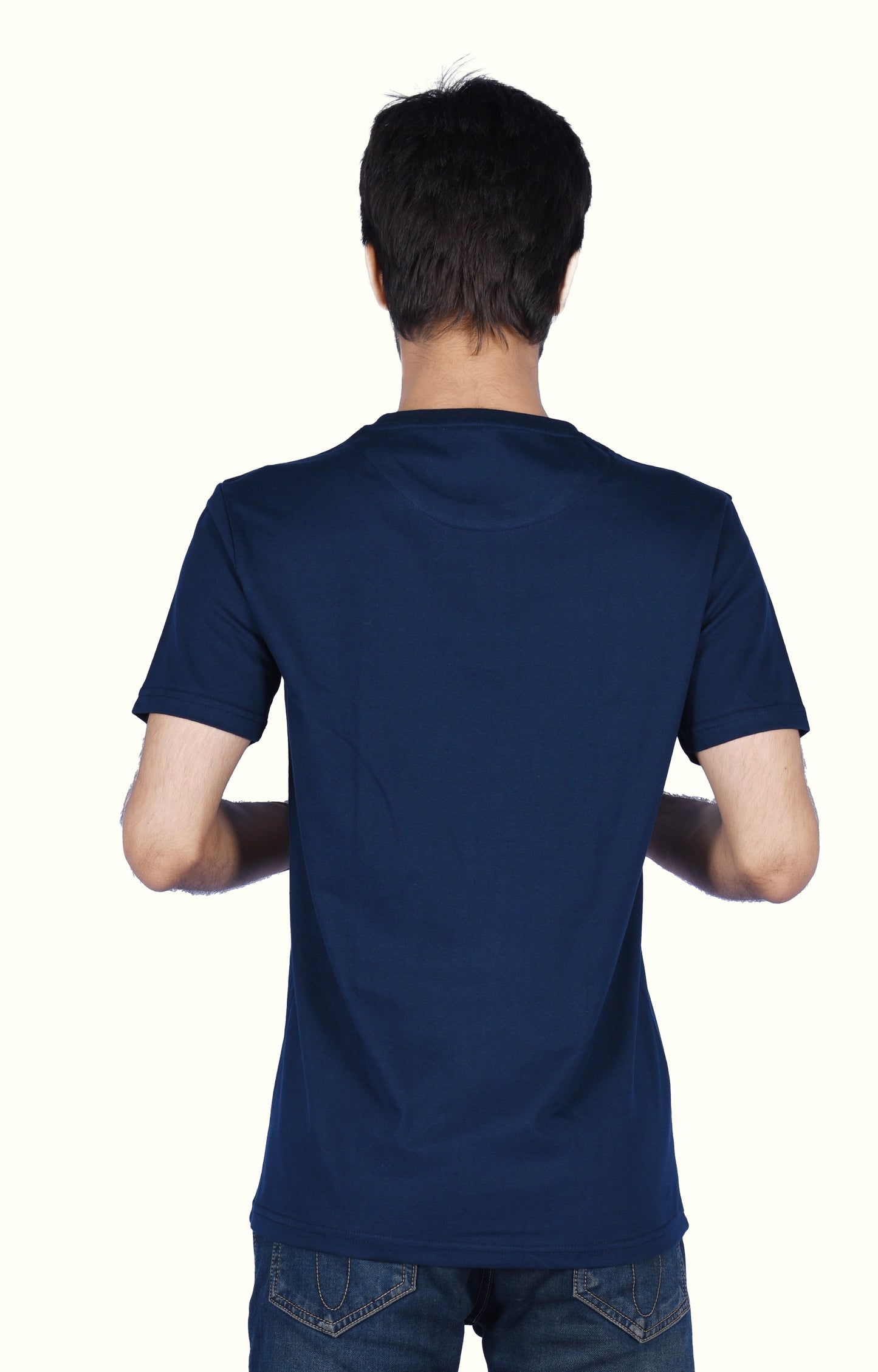 ZAVRARIQ Men's Navy Blue Solid Round Neck T-Shirt